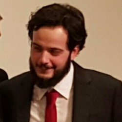 Antonio D. insegnante di Aiuto compiti