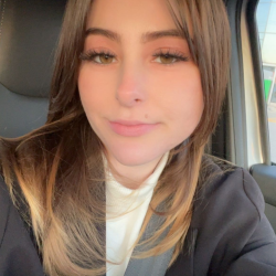 Carola P. insegnante di Aiuto compiti