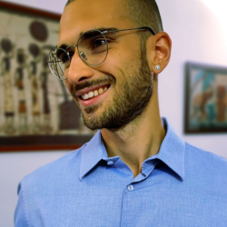 Dante D. insegnante di Diritto civile