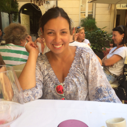 Carlotta P. insegnante di Disegno industriale