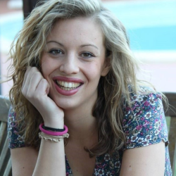 Linda C. insegnante di Filosofia