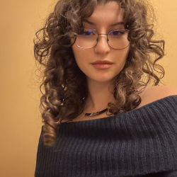 Lara C. insegnante di Aiuto compiti