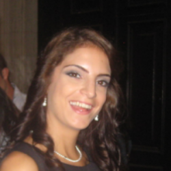 Sara Q. insegnante di Aiuto compiti