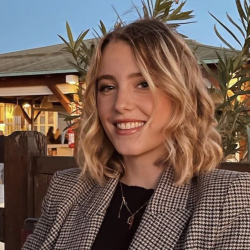 Anastasia M. insegnante di Aiuto compiti