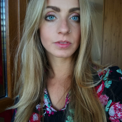 Jessica M. insegnante di Aiuto compiti