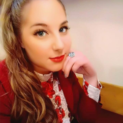 Eleonora C. insegnante di Aiuto compiti