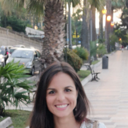Greta F. insegnante di Diritto costituzionale