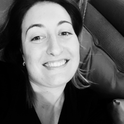 Francesca D. insegnante di Contabilità e bilancio
