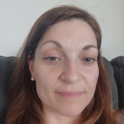 Laura V. insegnante di Francese