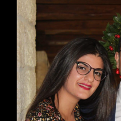 Elisa R. insegnante di Aiuto compiti