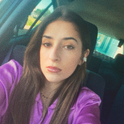 Antonella I. insegnante di Aiuto compiti