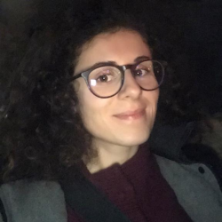 Roberta G. insegnante di Aiuto tesi