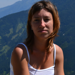 Marcella F. insegnante di Disegno tecnico