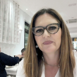 Adele D. insegnante di Aiuto compiti