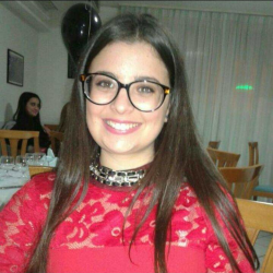 Francesca D. insegnante di Aiuto compiti