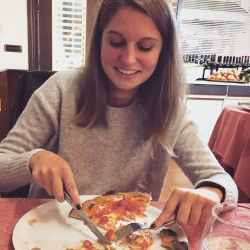 Virginia J. insegnante di Aiuto compiti