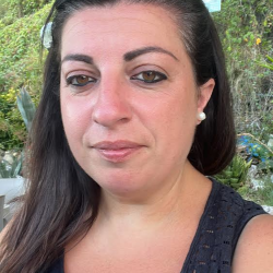 Teresa T. insegnante di Aiuto compiti