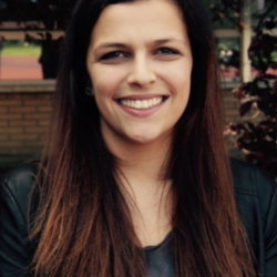 Lia Z. insegnante di Aiuto compiti