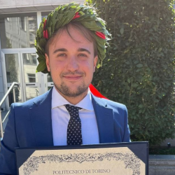 Luigimaria D. insegnante di Analisi 1