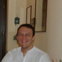 Enea D. insegnante di Aiuto compiti