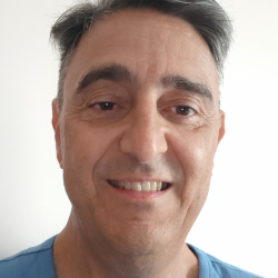 Roberto B. insegnante di Chimica