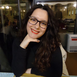 Claudia Cristiana C. insegnante di Aiuto compiti