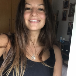 Irina Z. insegnante di Aiuto compiti