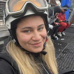 Perla G. insegnante di Aiuto compiti