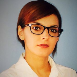 Alexandra M. insegnante di Spagnolo