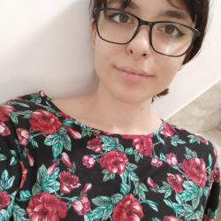 Lisa D. insegnante di Anatomia 1