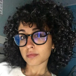 Marilisa C. insegnante di Aiuto tesi