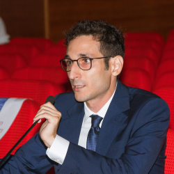 Francesco L. insegnante di Aiuto tesi