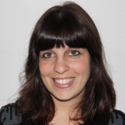 Laura M. insegnante di Aiuto tesi