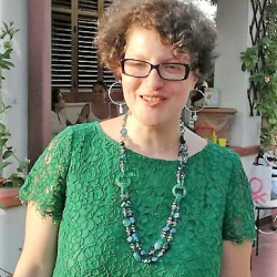 Luisa D. insegnante di Aiuto tesi