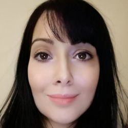 Lucia M. insegnante di Aiuto tesi