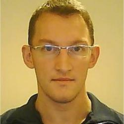 Adam T. insegnante di Aiuto compiti