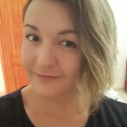 Elisabetta P. insegnante di Aiuto compiti