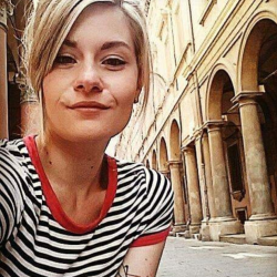Sara M. insegnante di Aiuto compiti