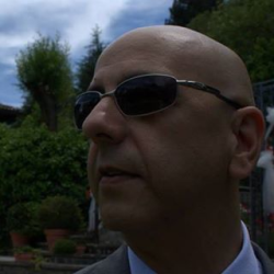 Maurizio G. insegnante di Aiuto tesi