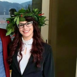 Valentina T. insegnante di Aiuto compiti