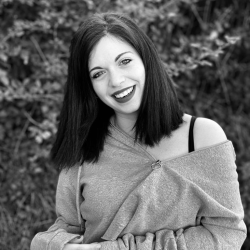 Lisa M. insegnante di Aiuto compiti