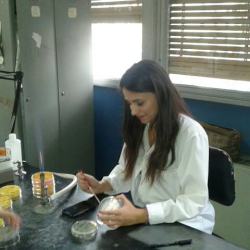 Maria V. insegnante di Biochimica