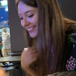 Nicole C. insegnante di Aiuto compiti