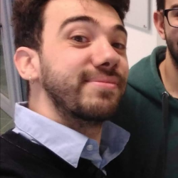 Pierluigi R. insegnante di Aiuto compiti