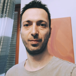 Franco F. insegnante di Aiuto compiti