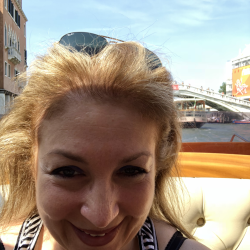 Antonella L. insegnante di Aiuto compiti