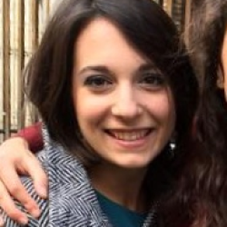 Cecilia R. insegnante di Aiuto tesi