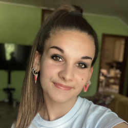 Ludovica S. insegnante di Aiuto compiti