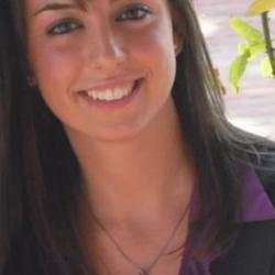 Elena S. insegnante di Algebra