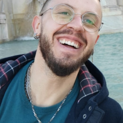 Manuel P. insegnante di Aiuto compiti
